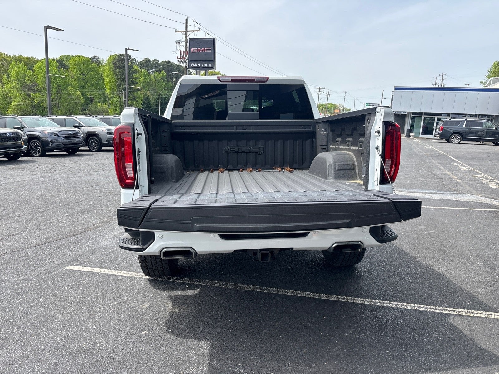 2024 GMC Sierra 1500 AT4