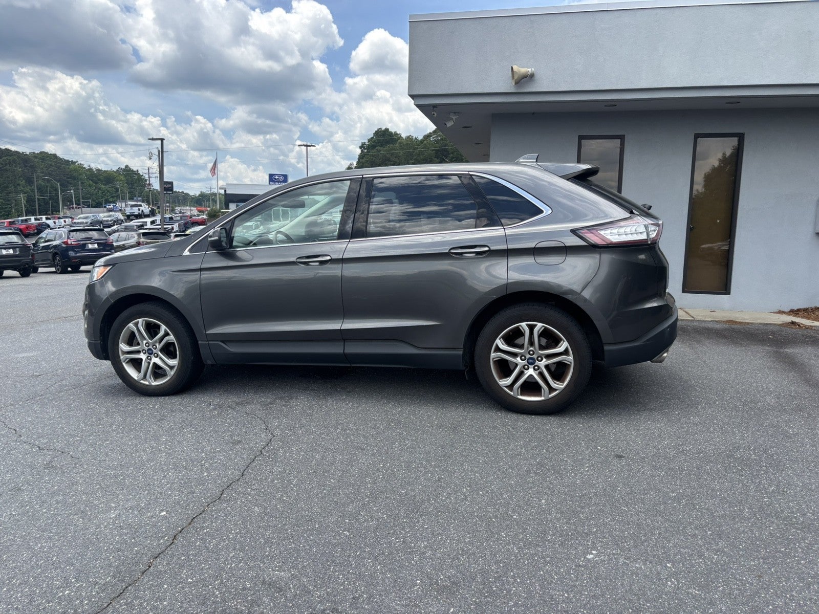 2017 Ford Edge Titanium