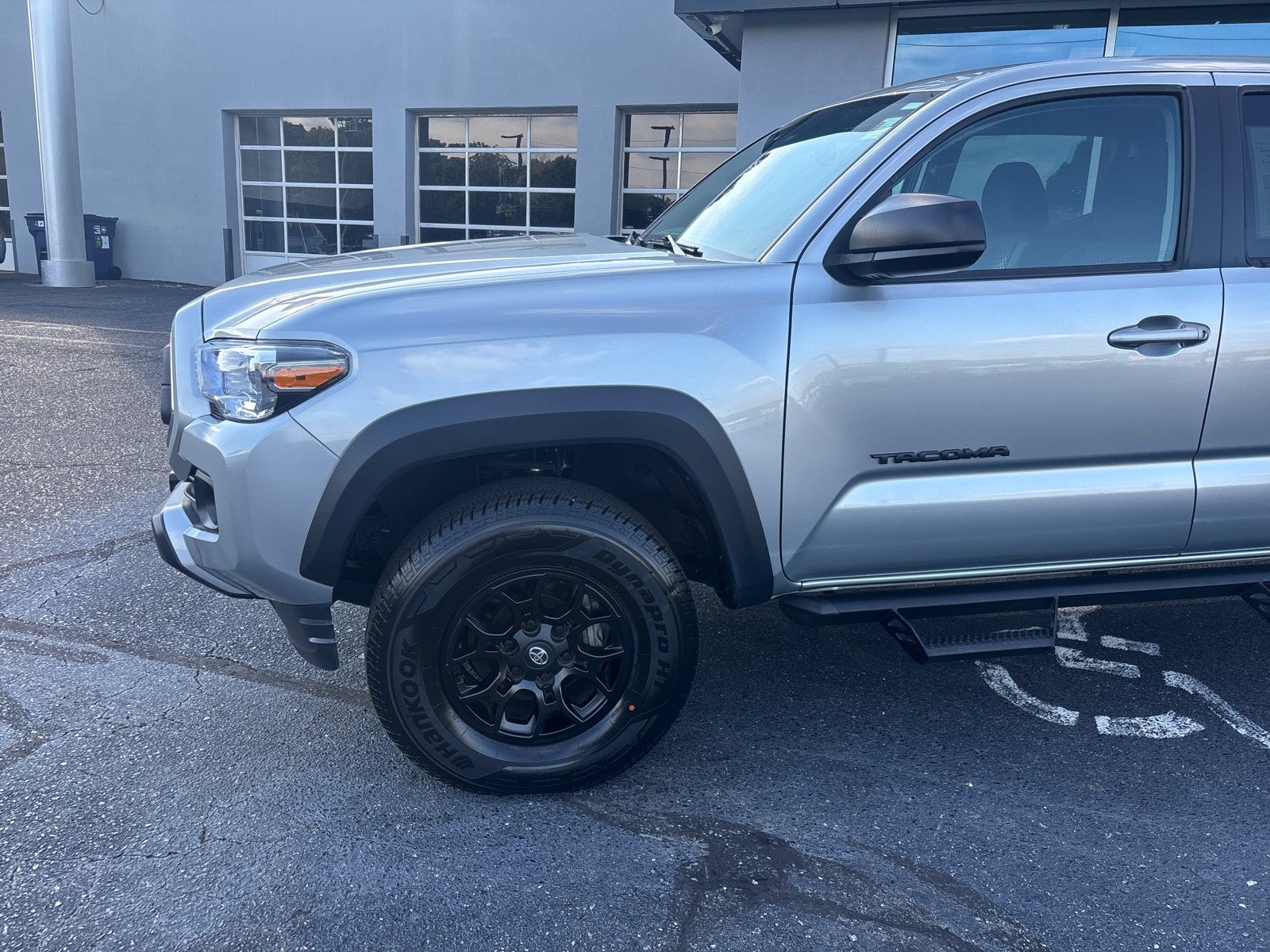 2023 Toyota Tacoma 4WD SR5