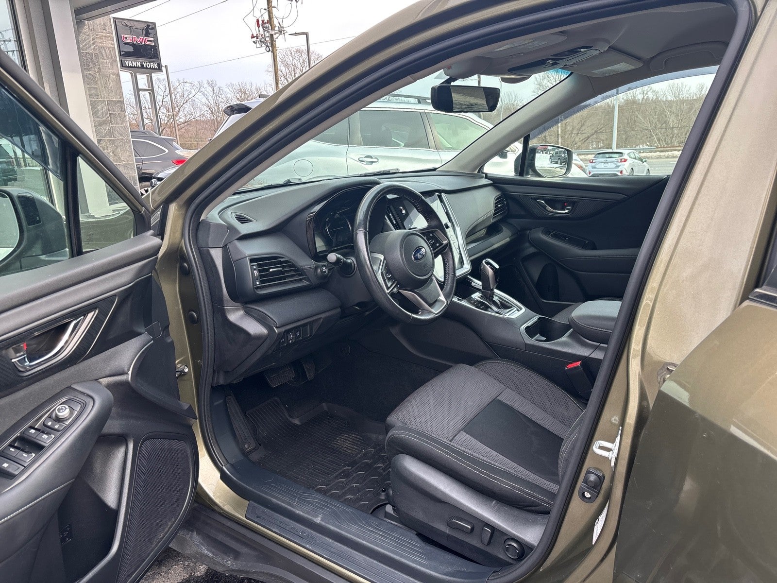 2021 Subaru Outback Premium