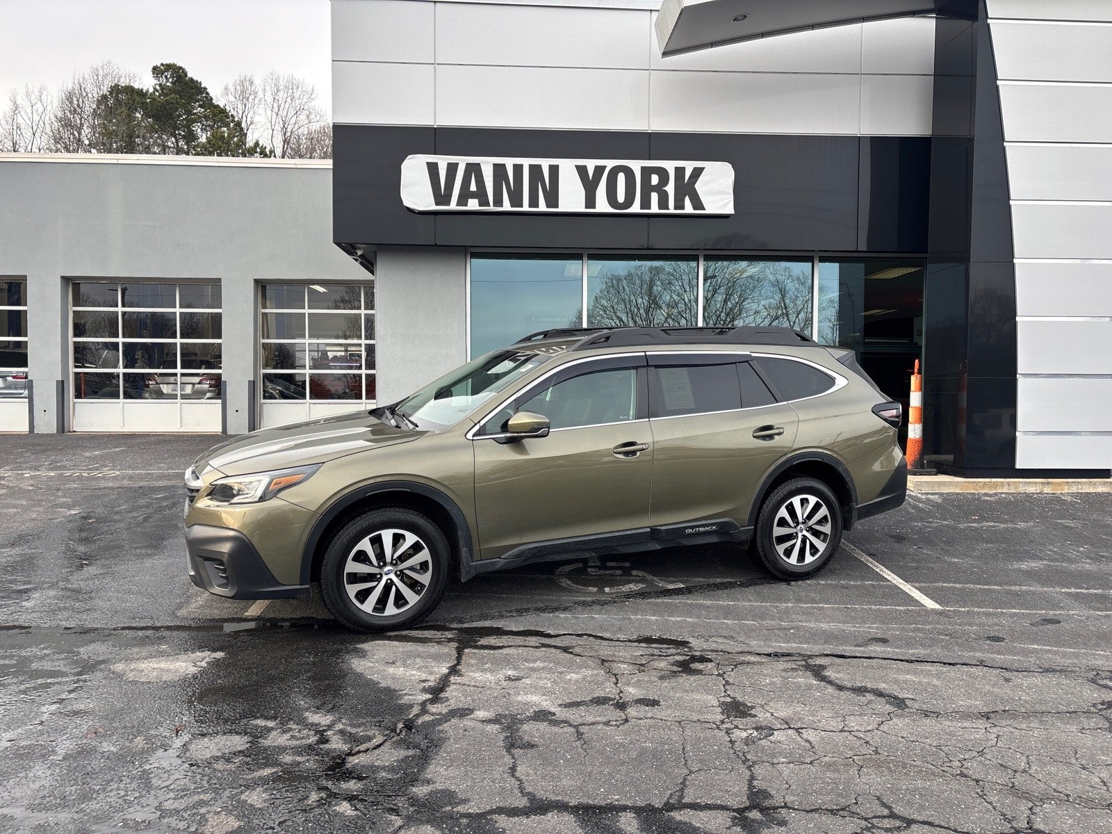 2021 Subaru Outback Premium