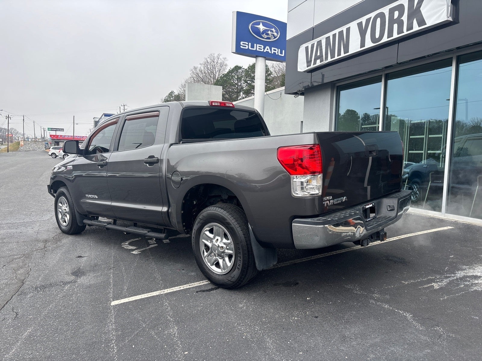 2011 Toyota Tundra 2WD Truck CrewMax 5.7L V8 6-Spd AT (Natl)