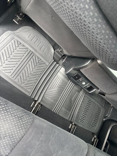 2011 Toyota Tundra 2WD Truck CrewMax 5.7L V8 6-Spd AT (Natl)