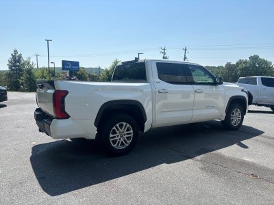 2022 Toyota Tundra 4WD SR5