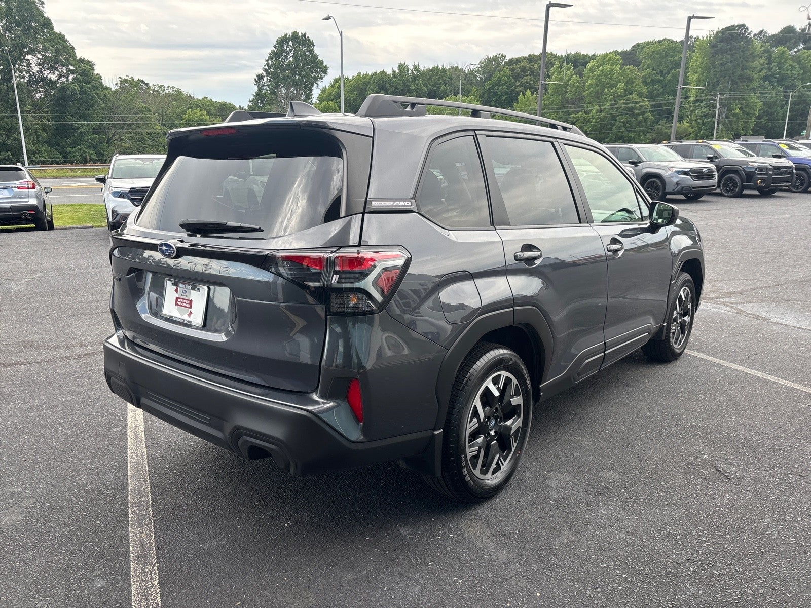 2025 Subaru Forester Premium