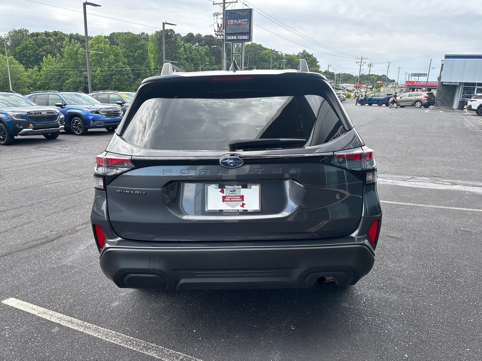 2025 Subaru Forester Premium