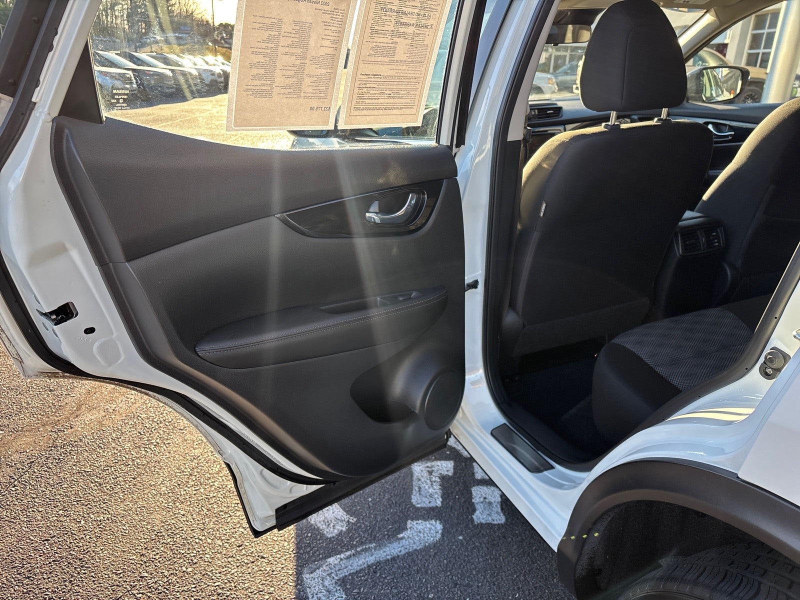 2022 Nissan Rogue Sport SV