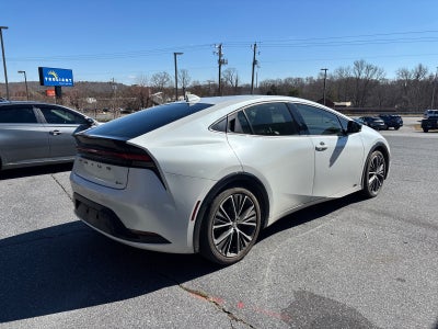 2024 Toyota Prius LE