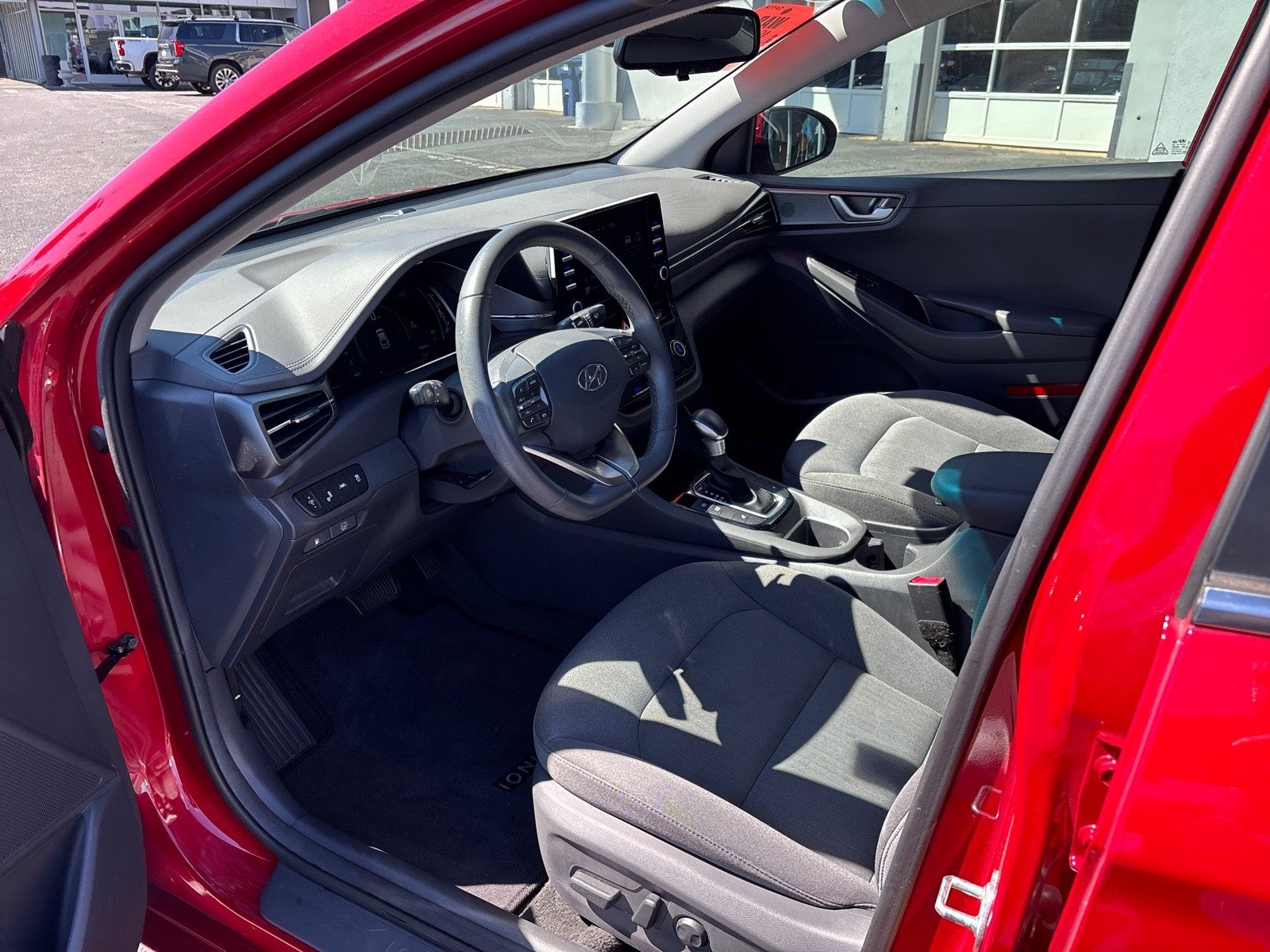 2022 Hyundai Ioniq Hybrid SE