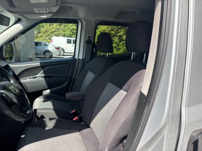 2015 RAM ProMaster City Cargo Van Tradesman SLT