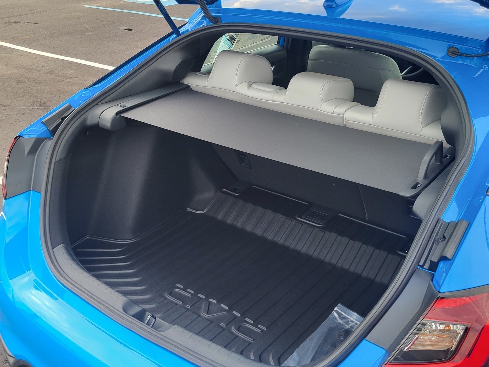 2026 Honda Civic Hatchback Hybrid Sport Touring