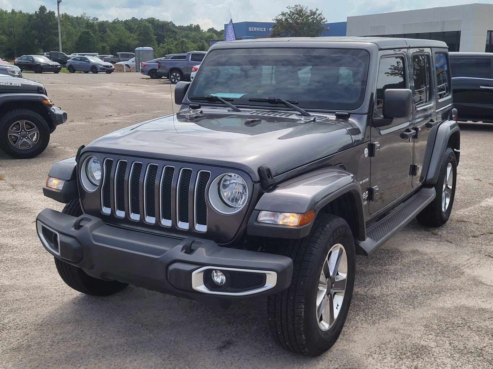 2020 Jeep Wrangler Unlimited Sahara