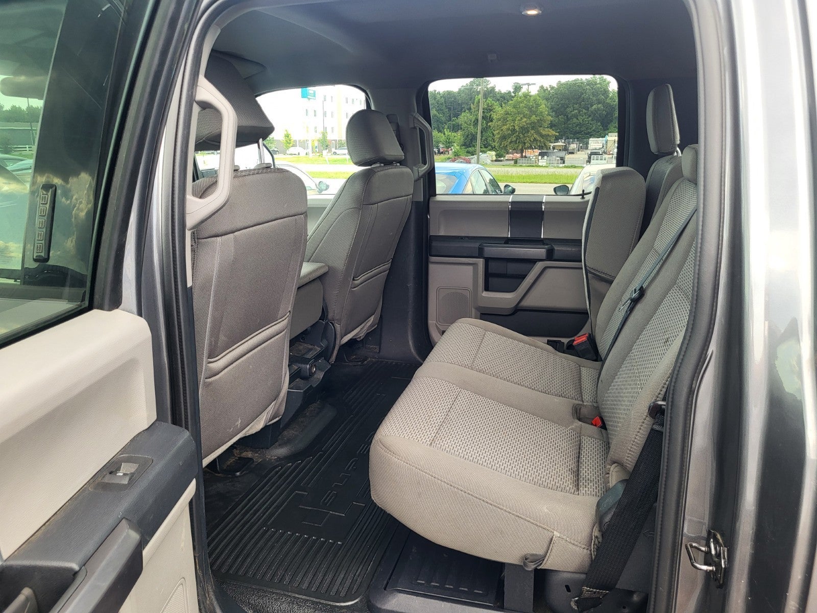 2022 Ford Super Duty F-350 SRW XL