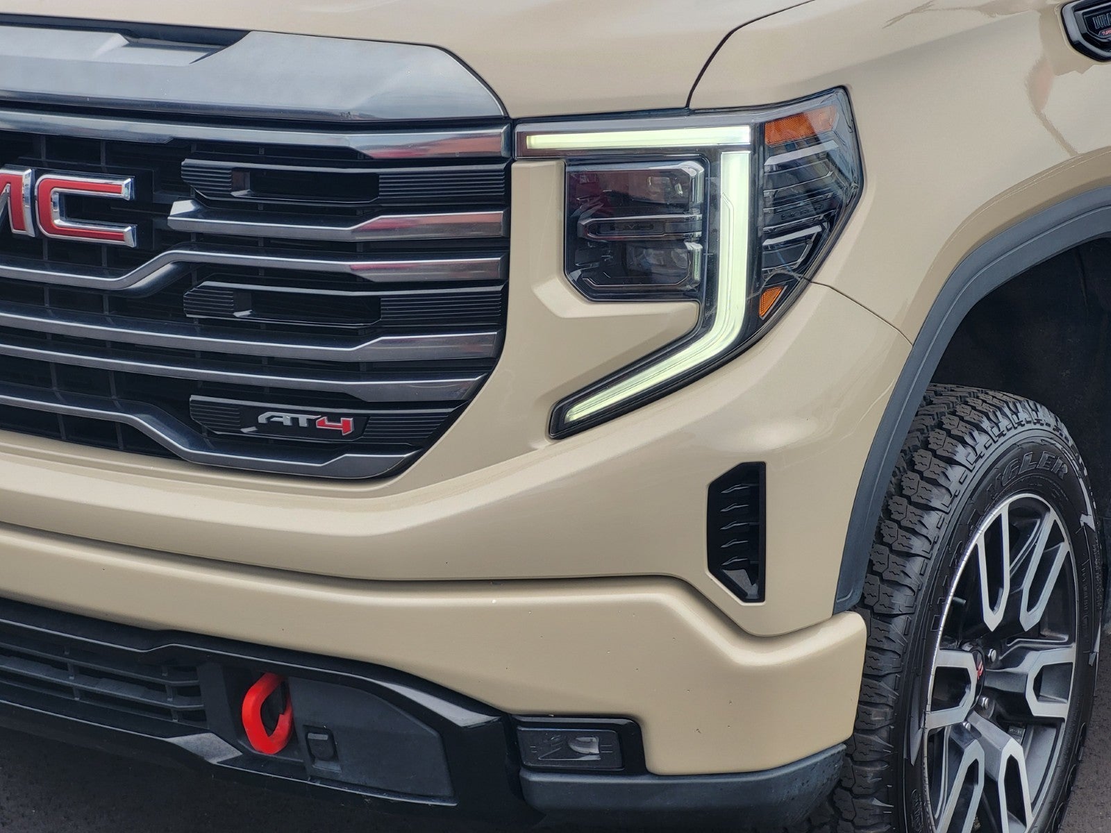 2022 GMC Sierra 1500 AT4