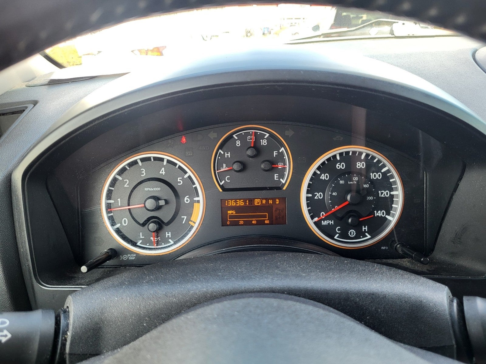 2010 Nissan Titan LE