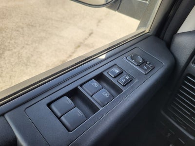 2010 Nissan Titan LE