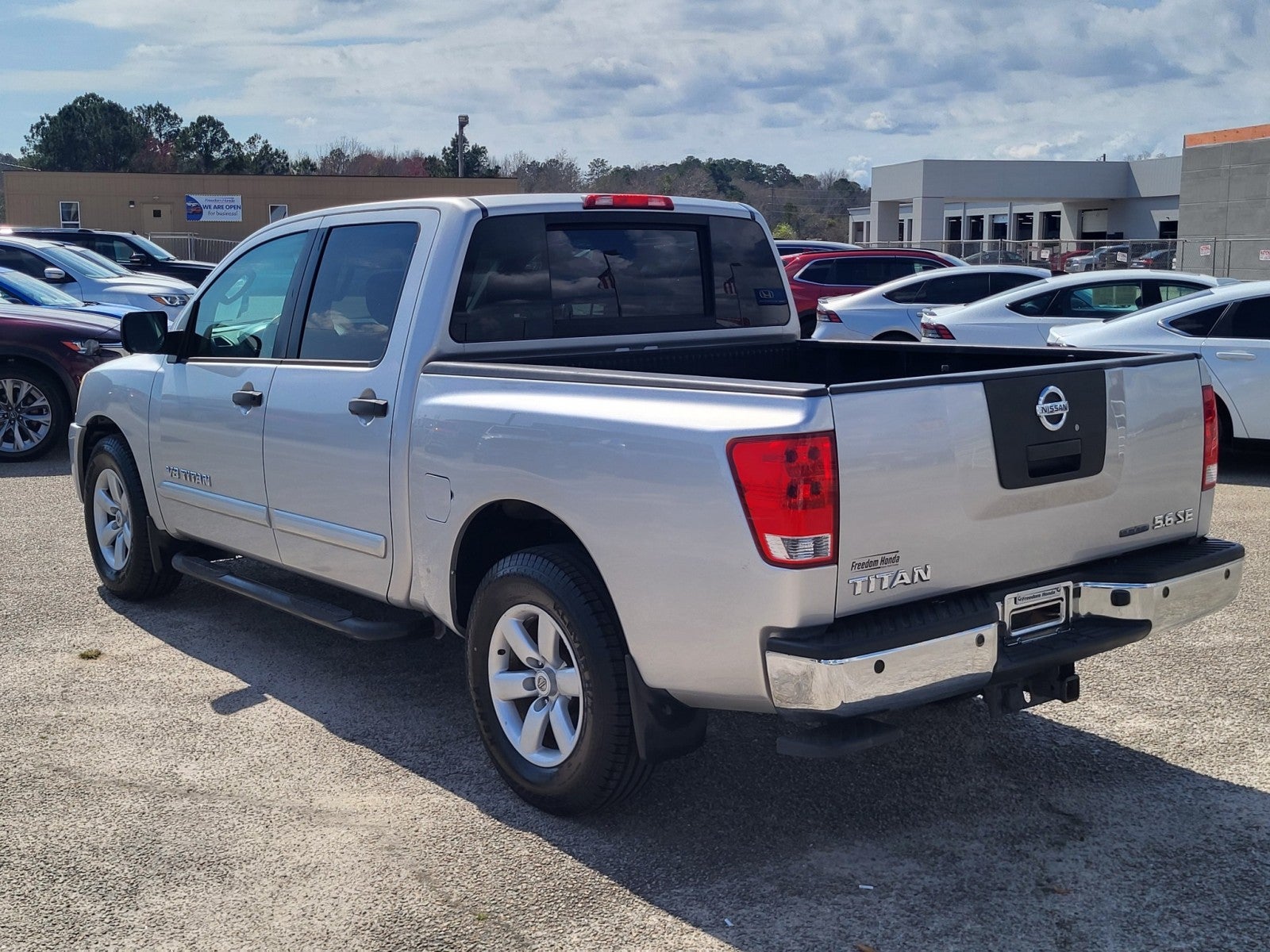 2010 Nissan Titan LE