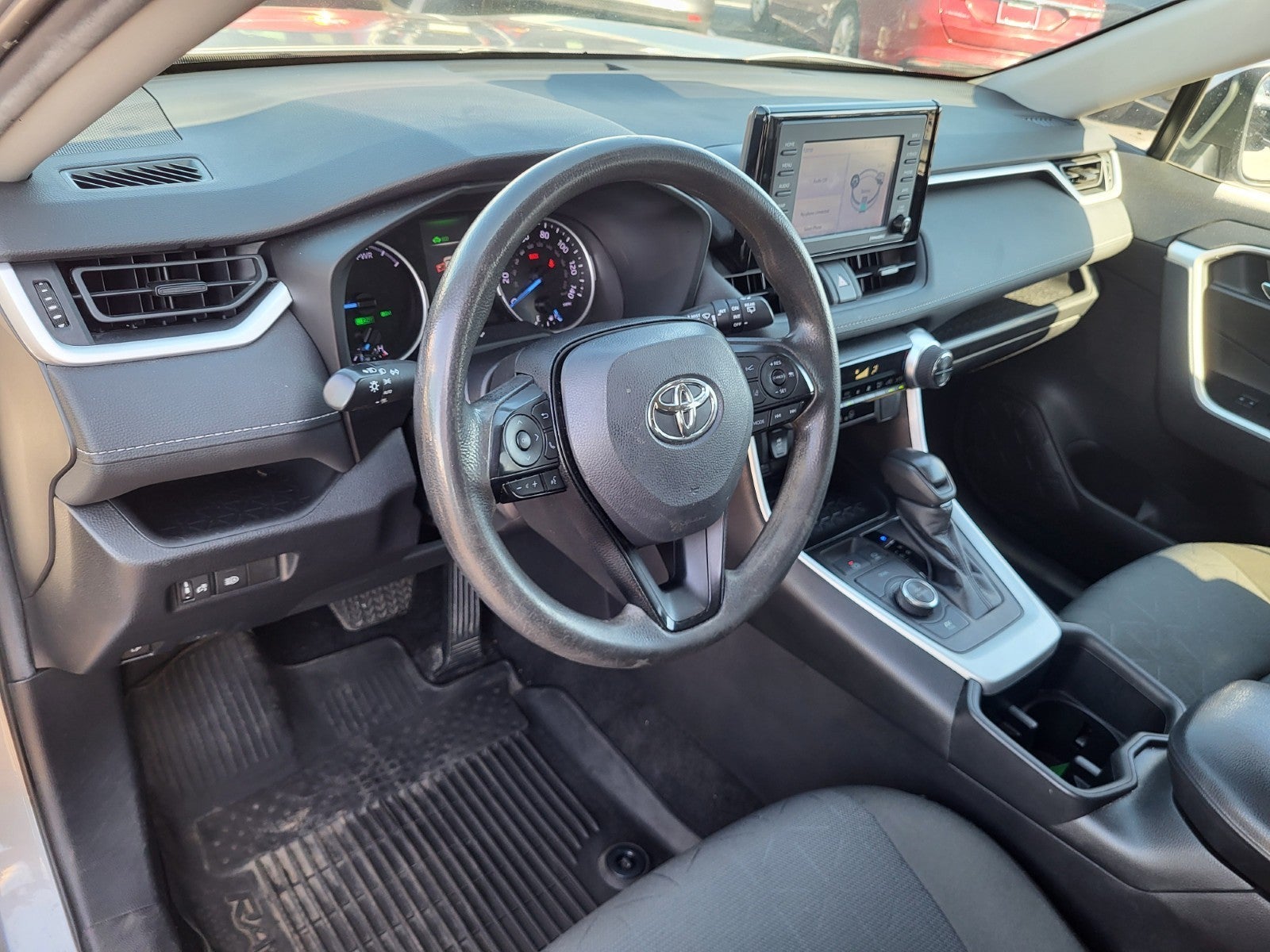 2022 Toyota RAV4 Hybrid XLE