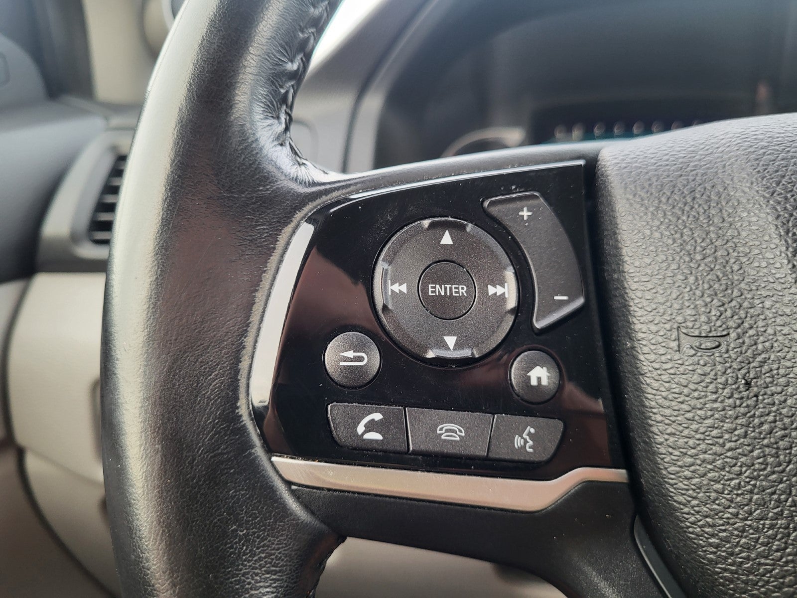 2019 Honda Pilot Touring 8-Passenger