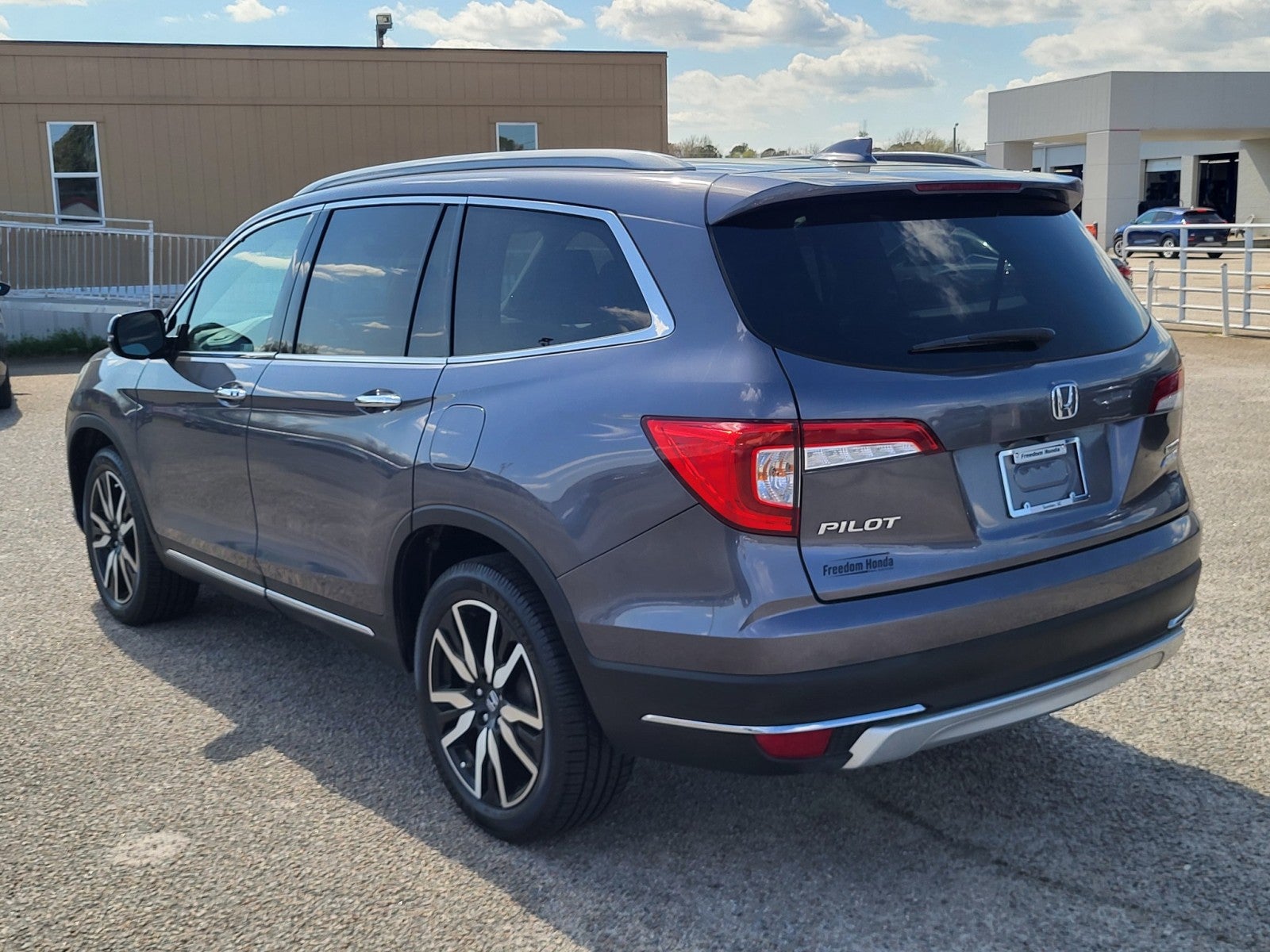2021 Honda Pilot Touring 7-Passenger