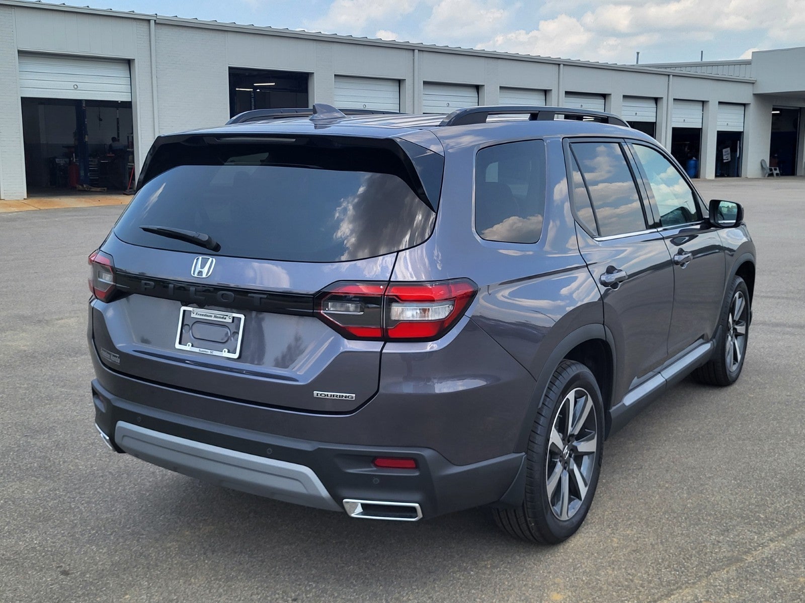 2023 Honda Pilot Touring