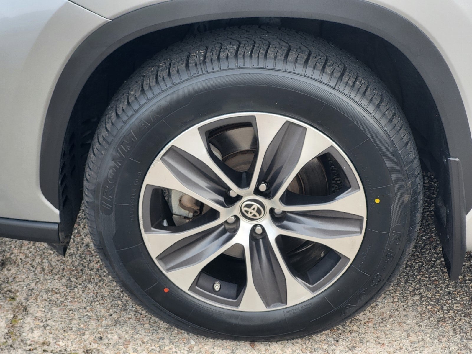 2020 Toyota Highlander AWD XLE