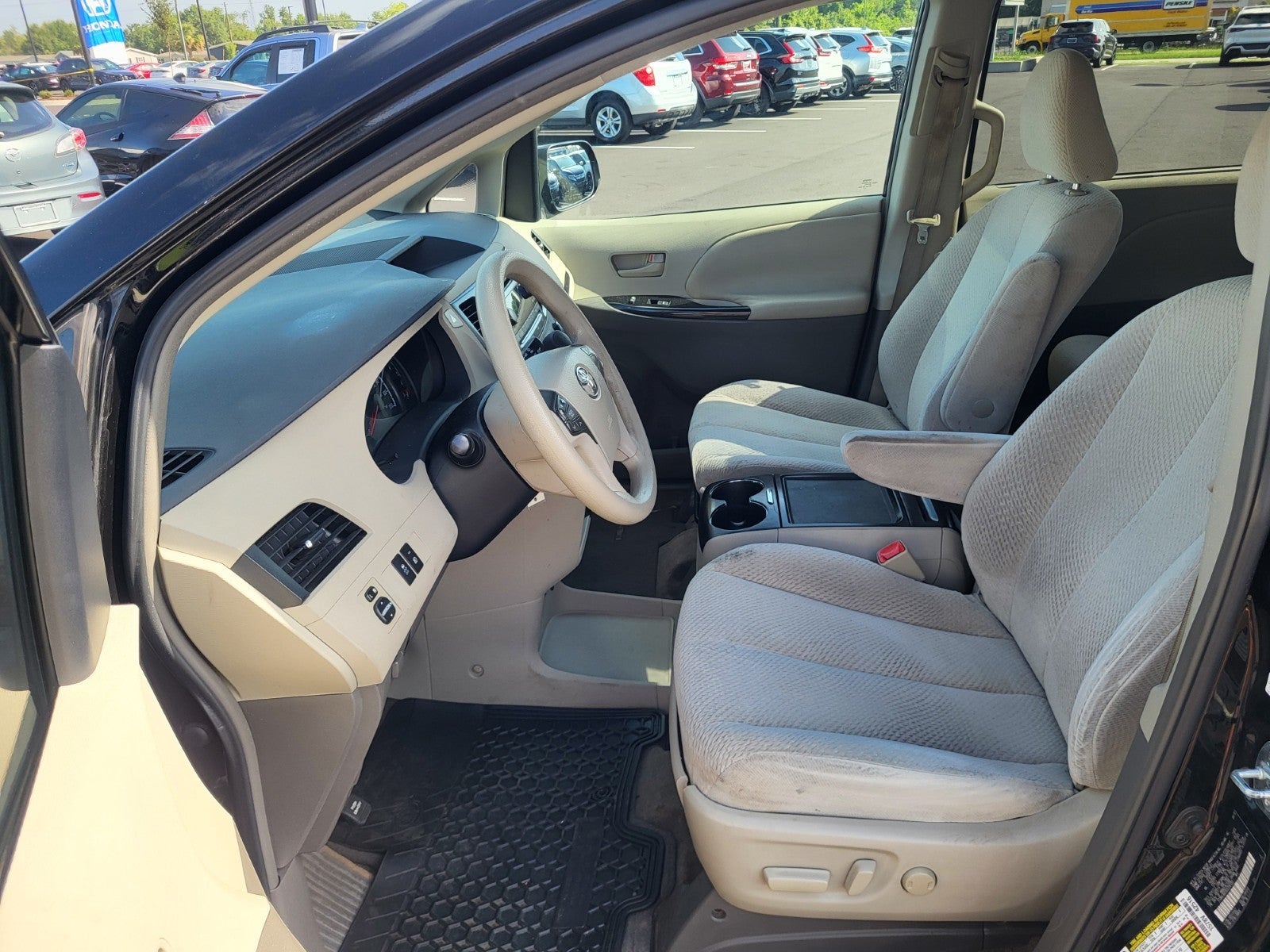 2012 Toyota Sienna LE