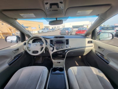 2012 Toyota Sienna LE
