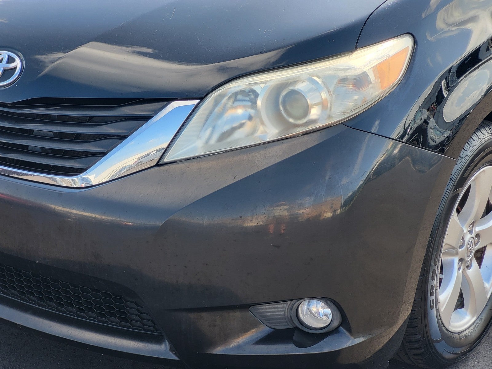 2012 Toyota Sienna LE