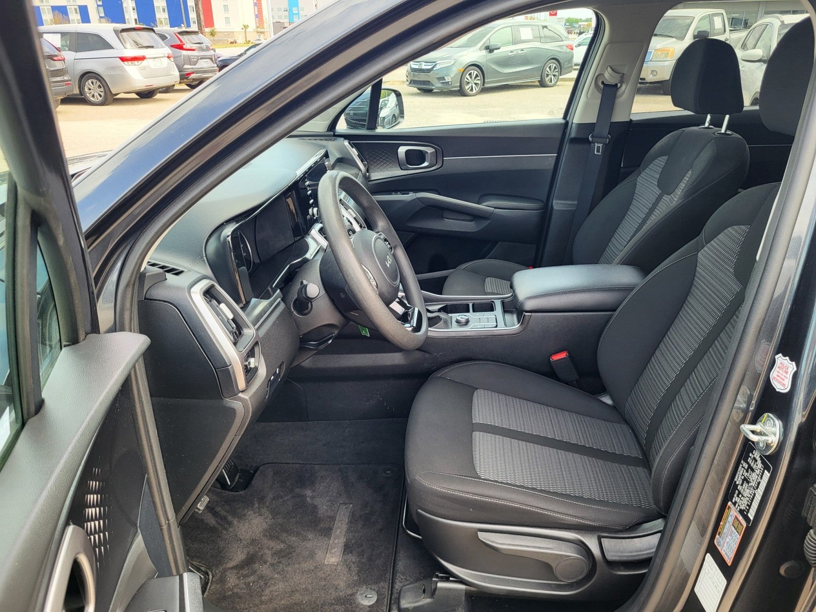2023 Kia Sorento LX
