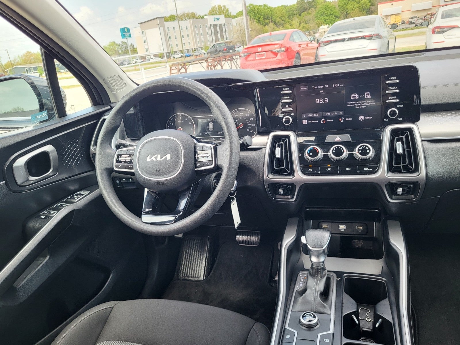 2023 Kia Sorento LX