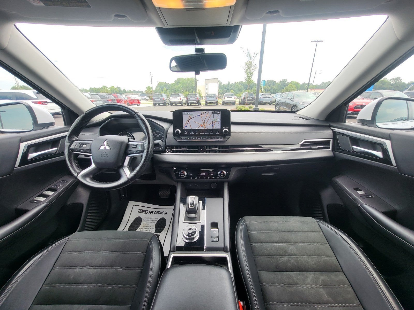 2024 Mitsubishi Outlander SE