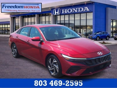 2025 Hyundai Elantra Luxury