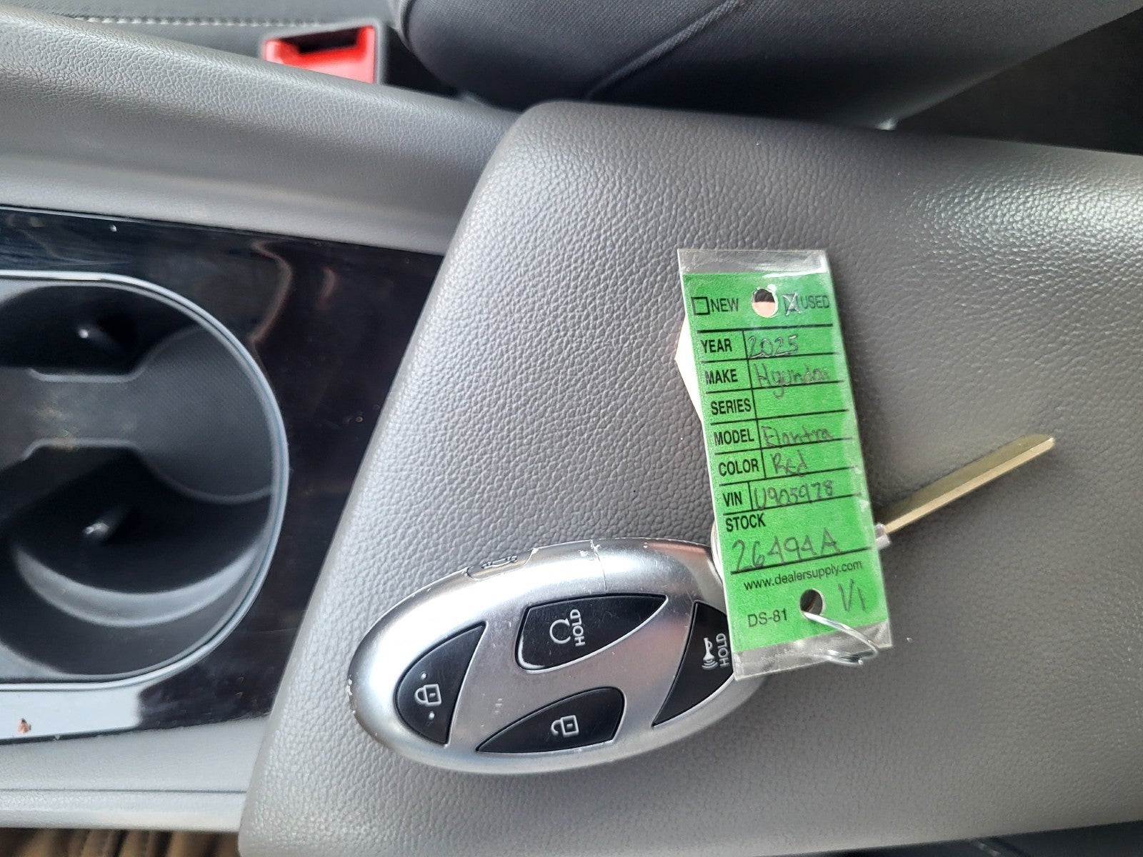 2025 Hyundai Elantra Luxury