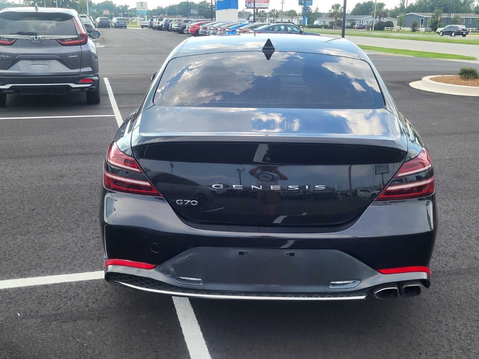 2023 Genesis G70 2.0T