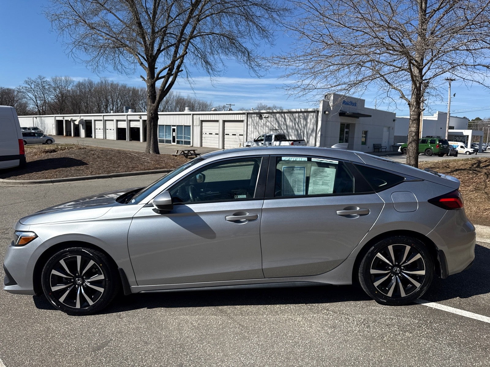 2024 Honda Civic Hatchback EX-L