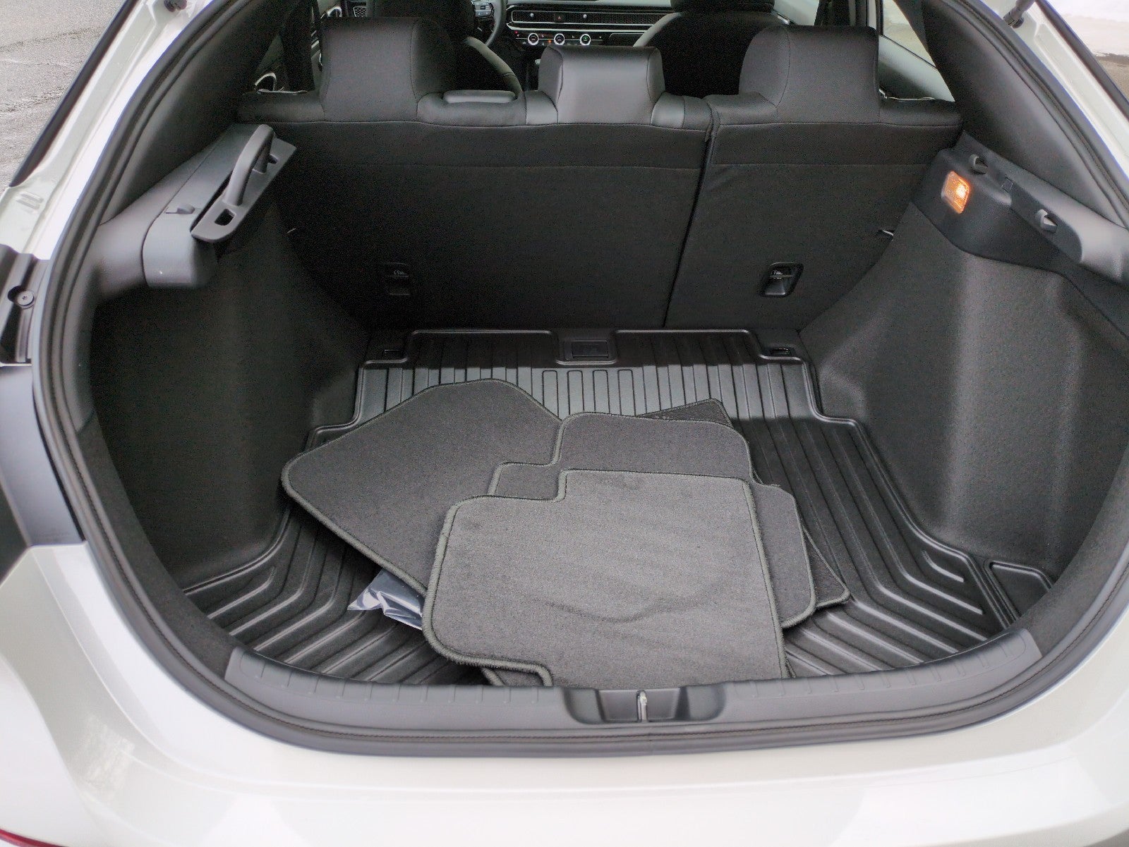 2026 Honda Civic Hatchback Hybrid Sport