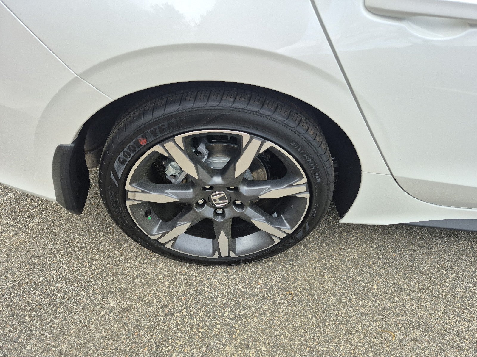 2026 Honda Civic Hatchback Hybrid Sport Touring