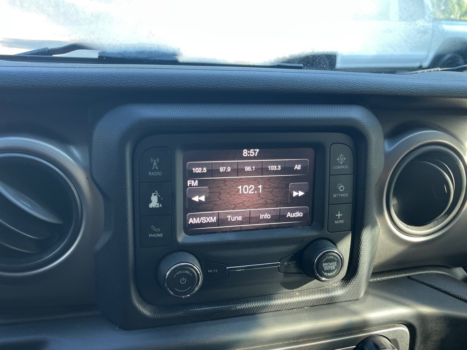 2020 Jeep Wrangler Sport
