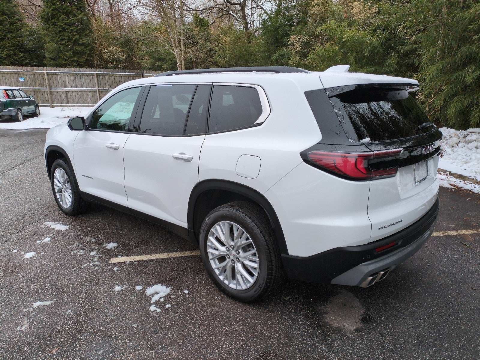 2025 GMC Acadia FWD Elevation