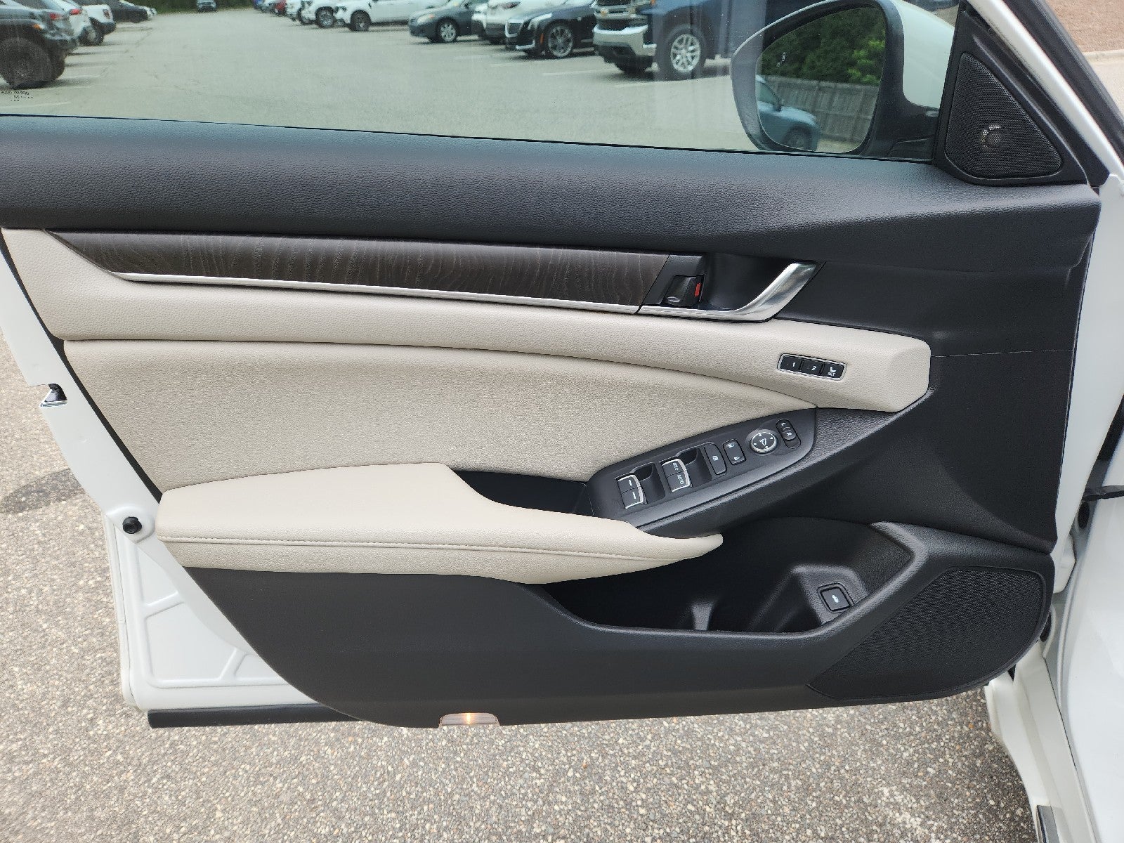 2022 Honda Accord Hybrid Touring