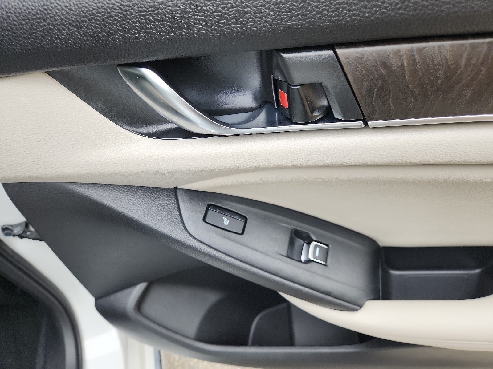 2022 Honda Accord Hybrid Touring
