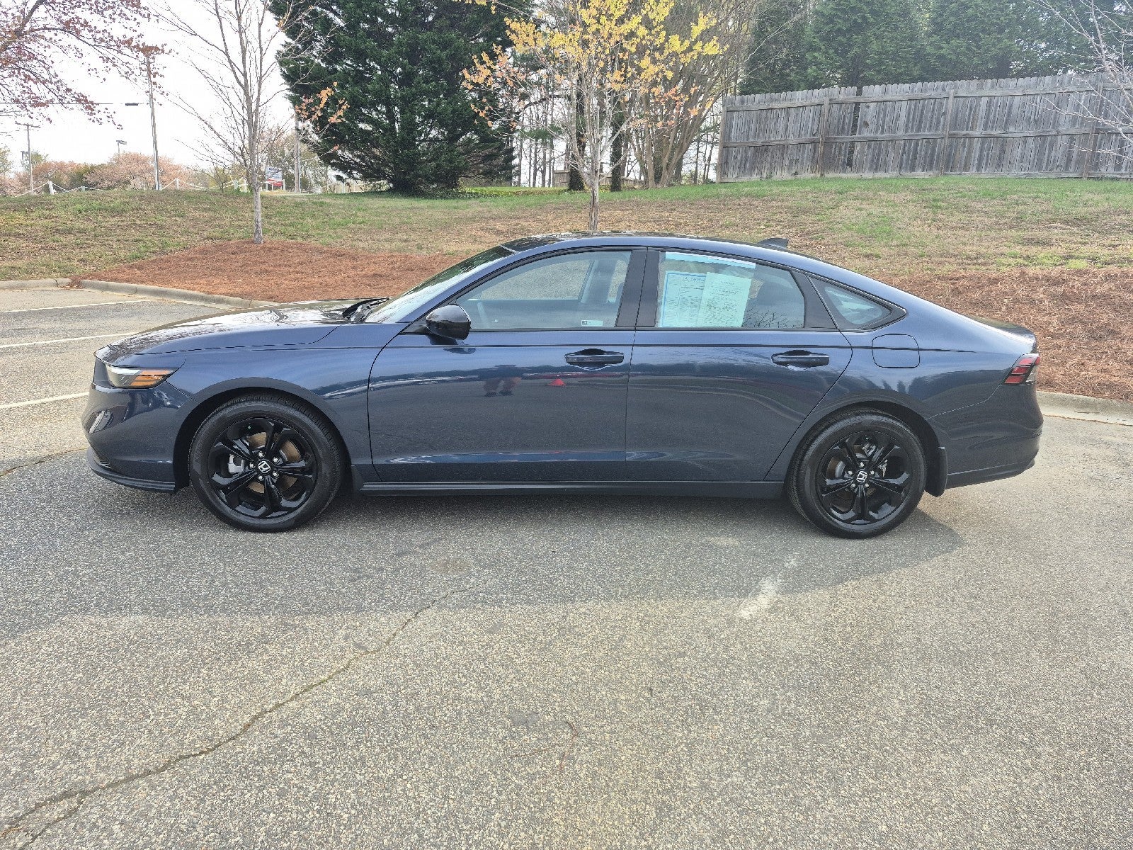 2025 Honda Accord Sedan SE