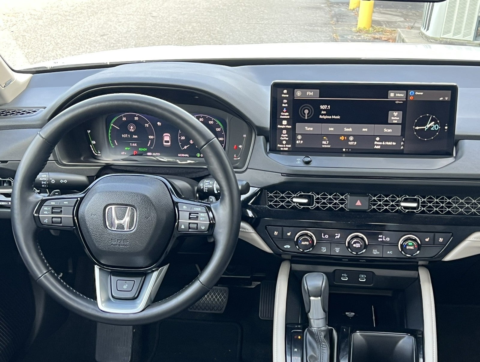 2025 Honda Accord Hybrid Touring