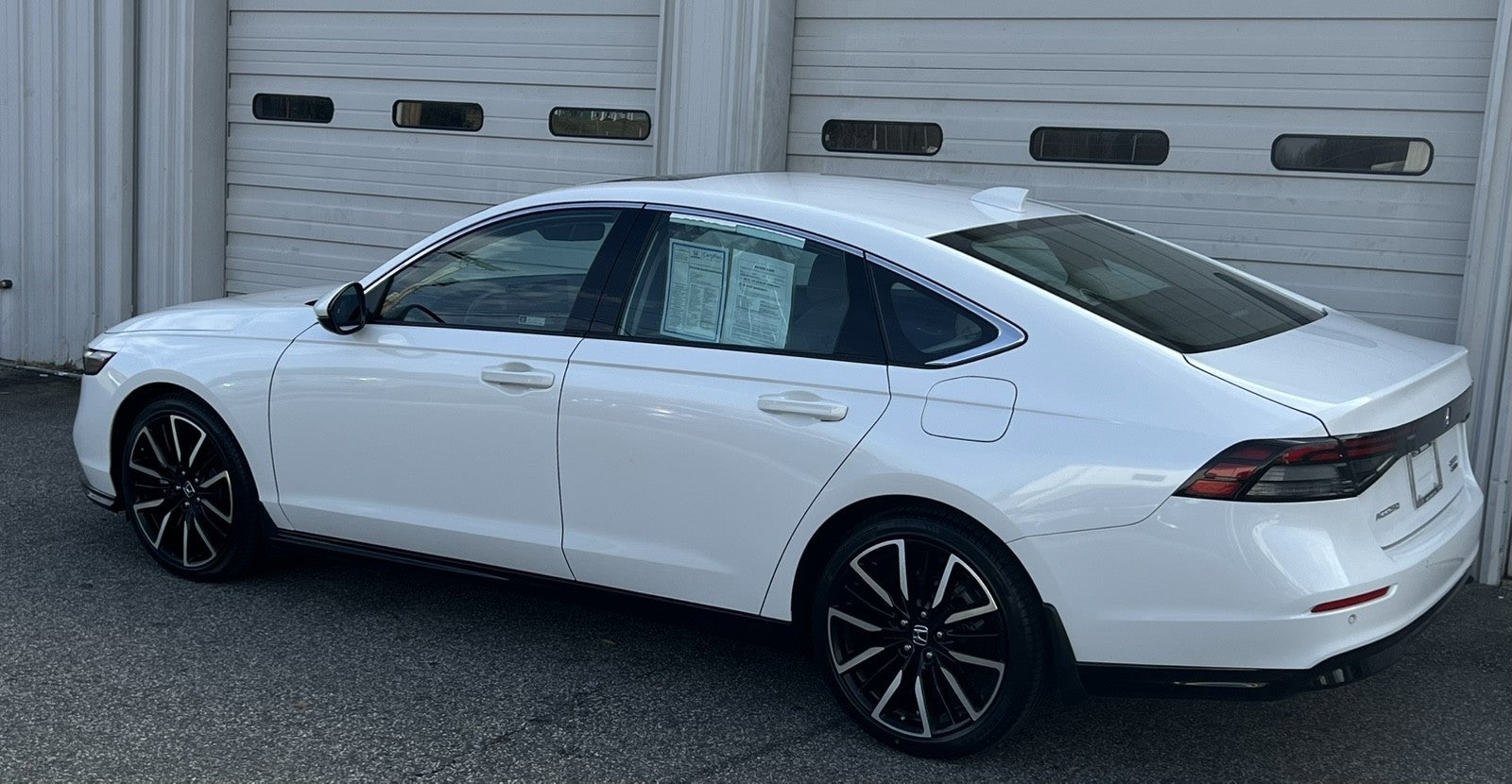 2025 Honda Accord Hybrid Touring
