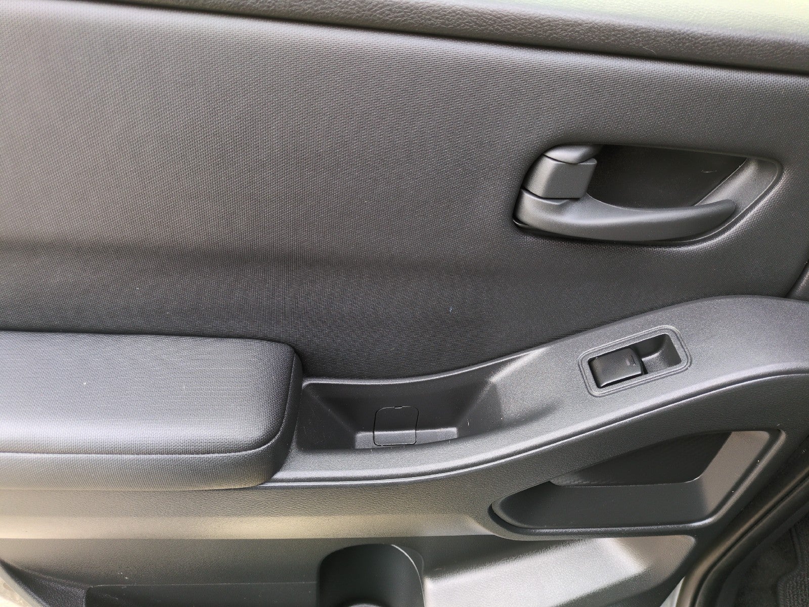 2023 Nissan Frontier S