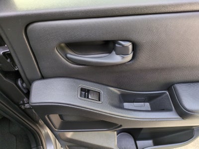 2023 Nissan Frontier S