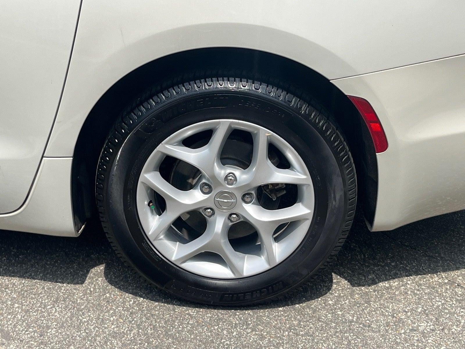 2017 Chrysler Pacifica Touring-L Plus