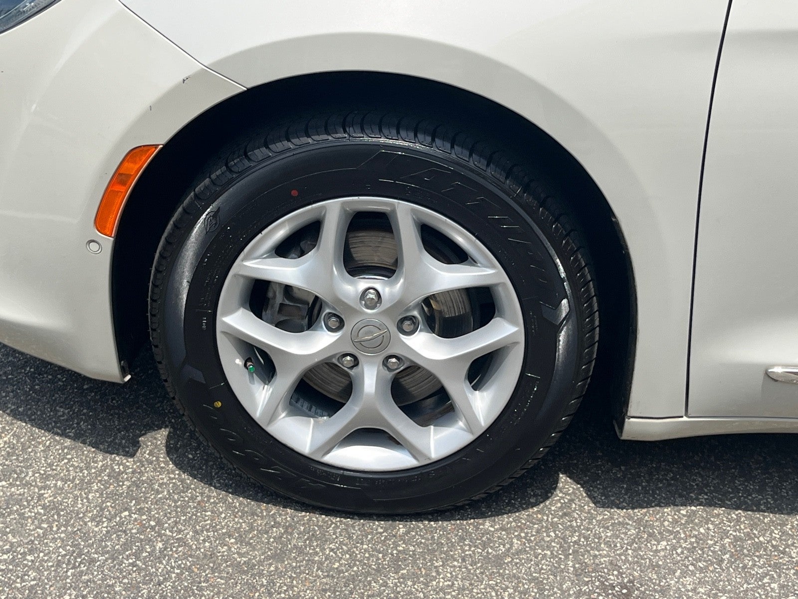 2017 Chrysler Pacifica Touring-L Plus