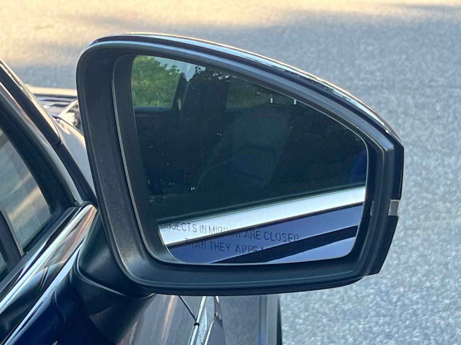 2022 Volkswagen Tiguan SEL R-Line